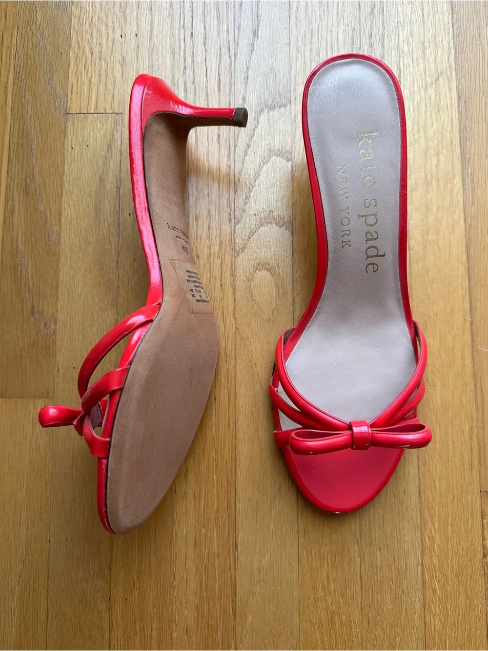 Kate Spade Swing Red Leather Bow Kitten Heel Mules 9B NWOT